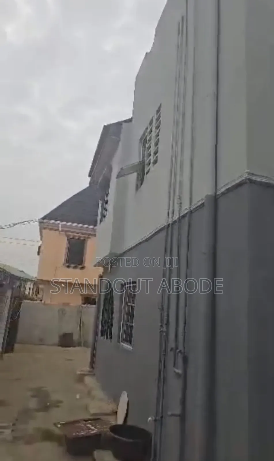 2bdrm Block of Flats in Good Location, Ejigbo / Ejigbo for sale in Ejigbo / Ejigbo