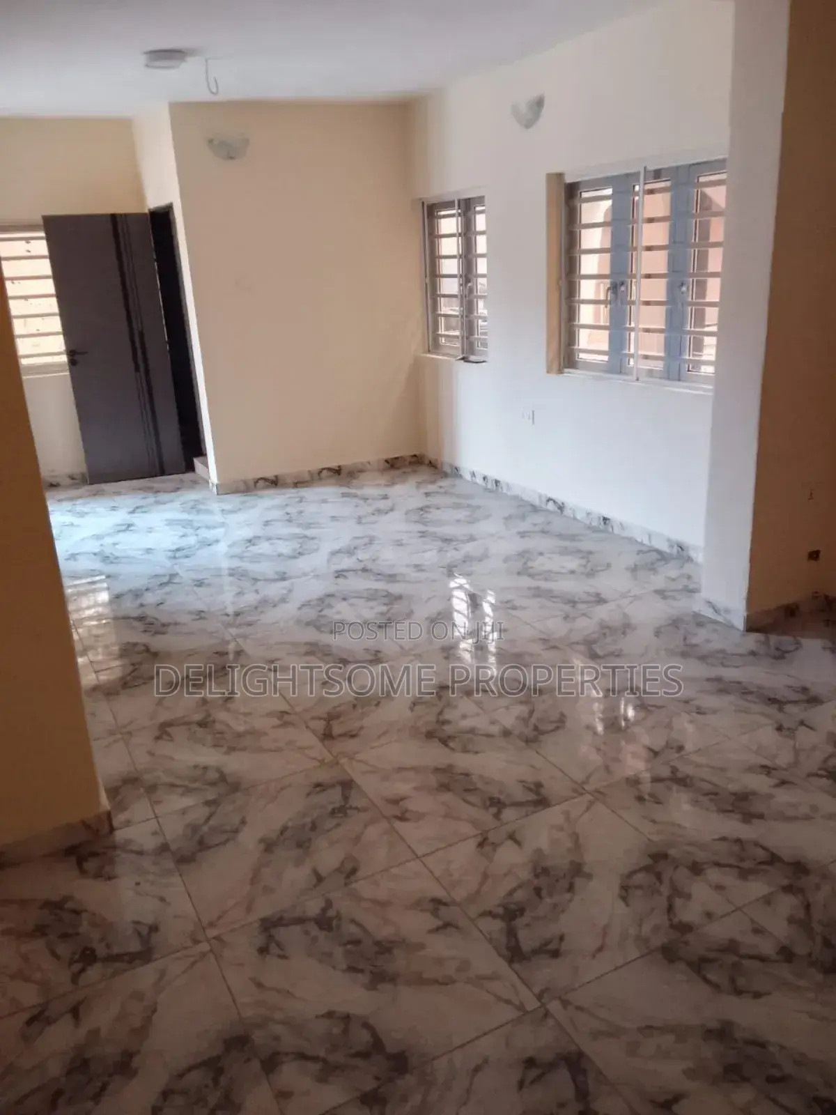 3bdrm Block of Flats in Loyola, Agodi for rent in Agodi