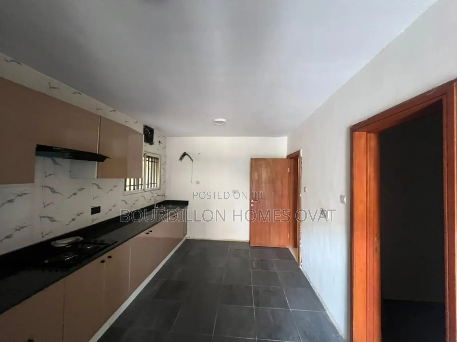 3bdrm Maisonette in Lekki Phase 1 Lagos for rent in Lekki Phase 1