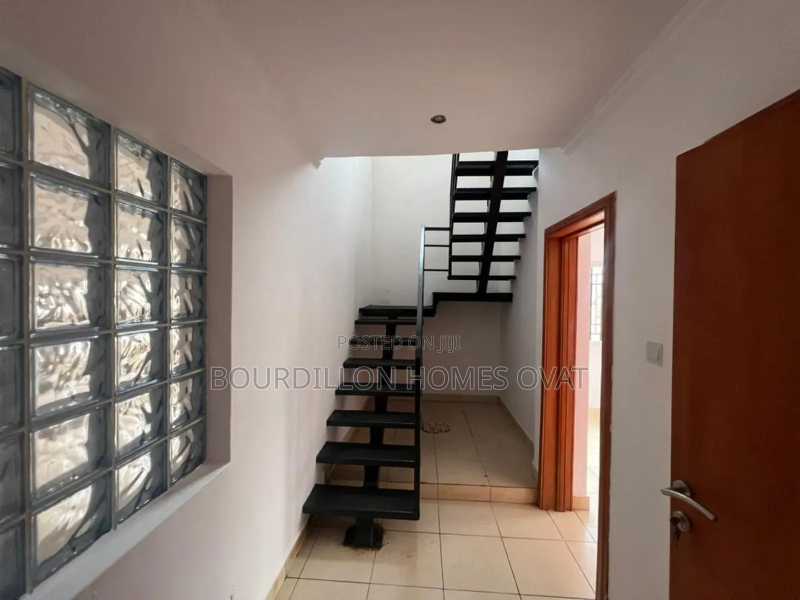 3bdrm Maisonette in Lekki Phase 1 Lagos for rent in Lekki Phase 1