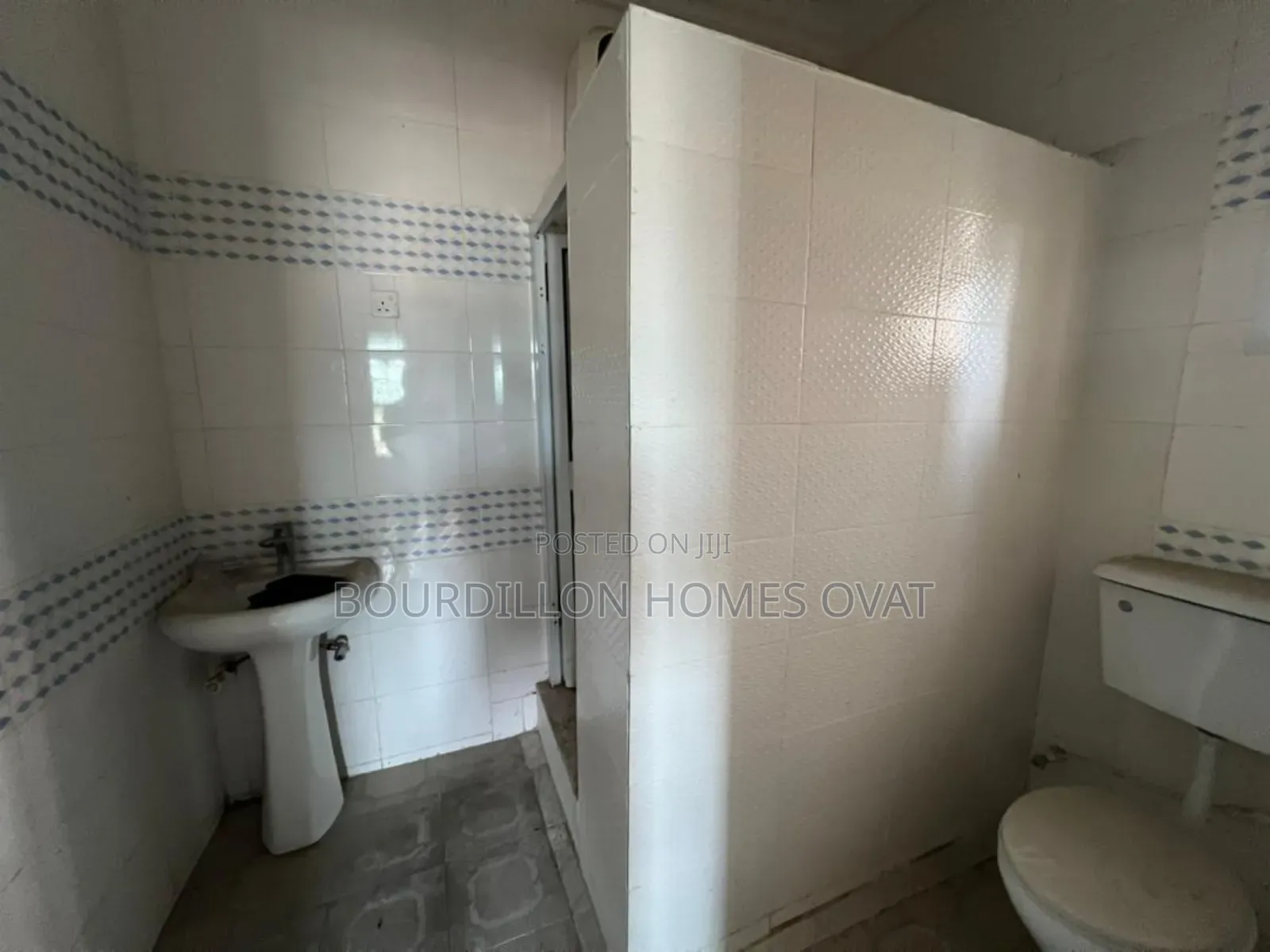 2bdrm Apartment in Oniru Victoria, Adeola Hopewell for rent in Adeola Hopewell