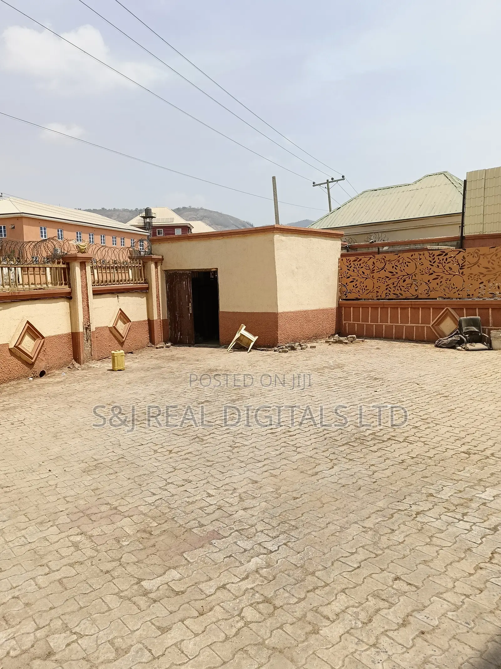 Hotel for Sale in Kubwa in Kubwa