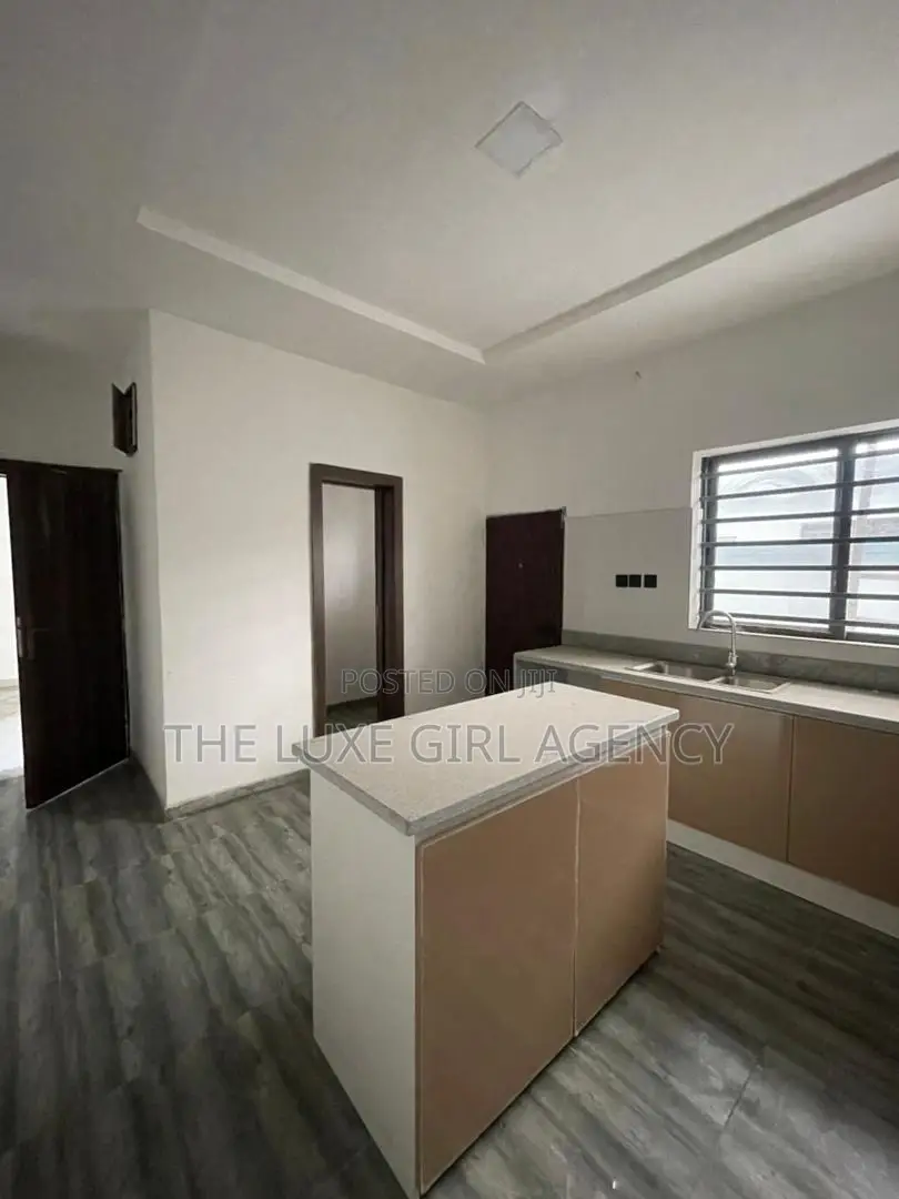 4bdrm Duplex in Orchid, Lekki for rent in Lekki