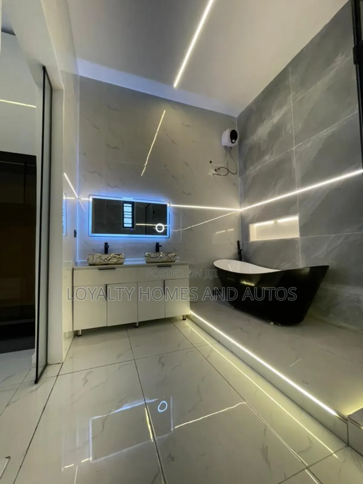 5bdrm Duplex in Lekki for sale in Lekki