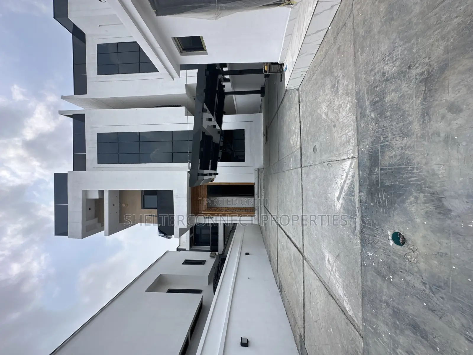 5bdrm Duplex in Lekki for sale in Lekki