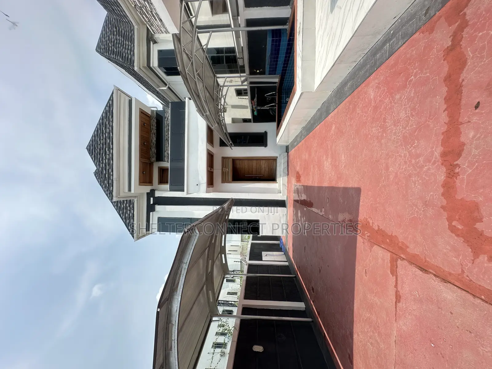 5bdrm Duplex in Lekki for sale in Lekki