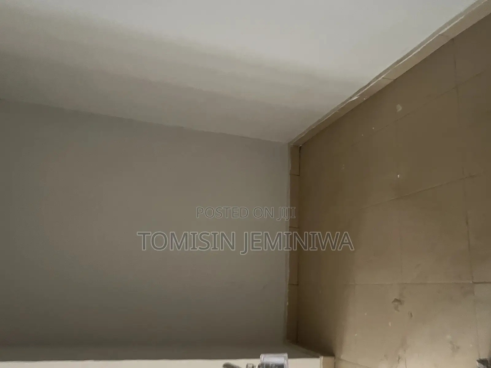 Furnished 1bdrm Apartment in Shop For Rent In for rent in Kubwa