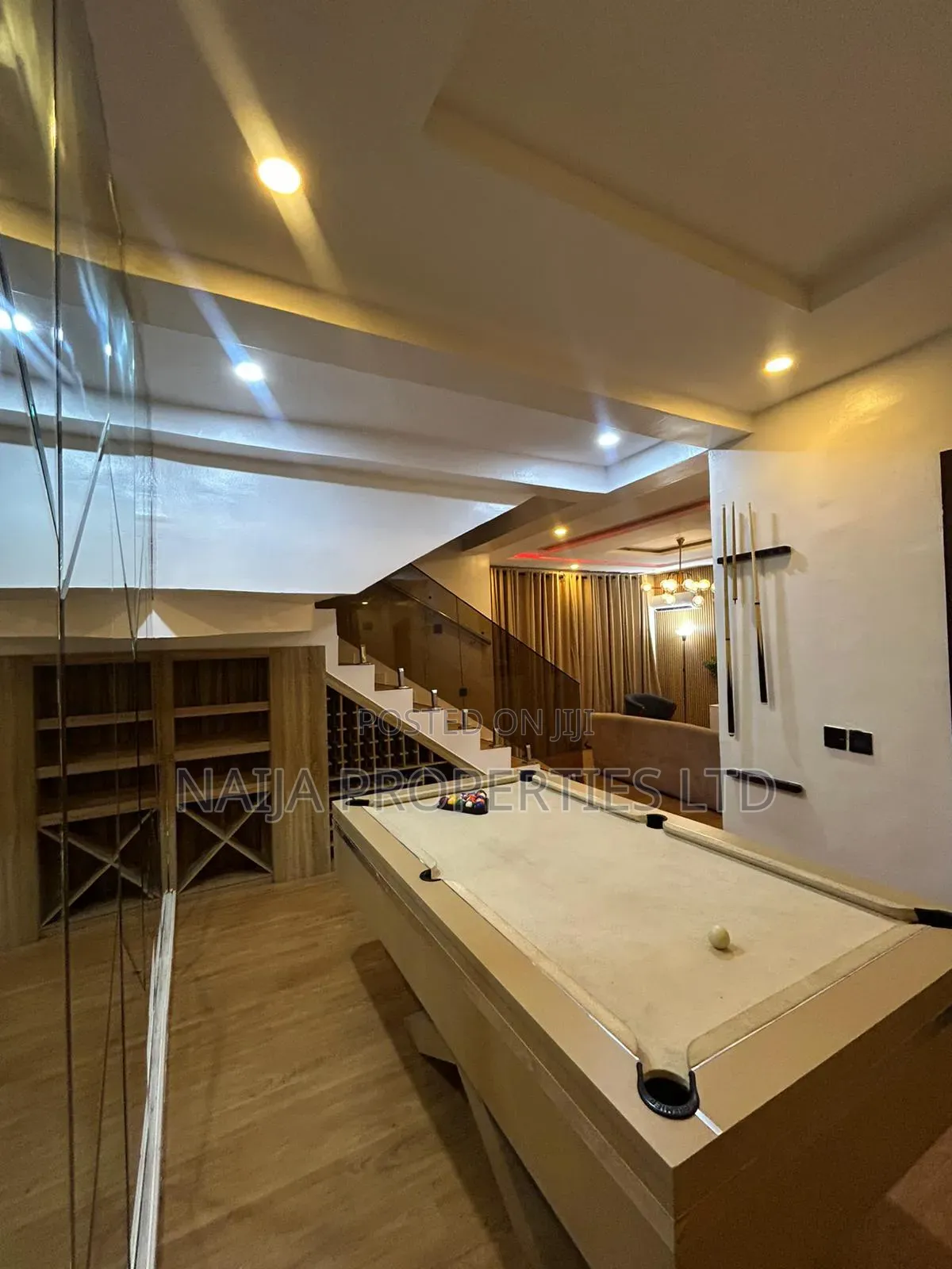 Furnished 3bdrm Townhouse / Terrace in Salem-Ikate, Lekki Phase 1 in Lekki Phase 1