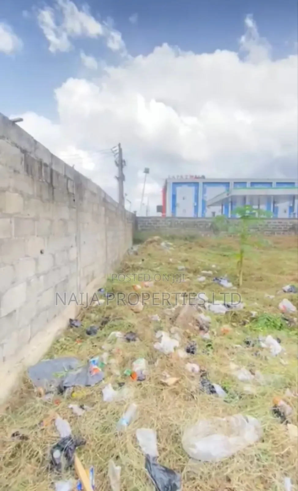 3 Plots of Land Directly on the Express at Bogije,Ibeju-Lekki for Sale in Bogije