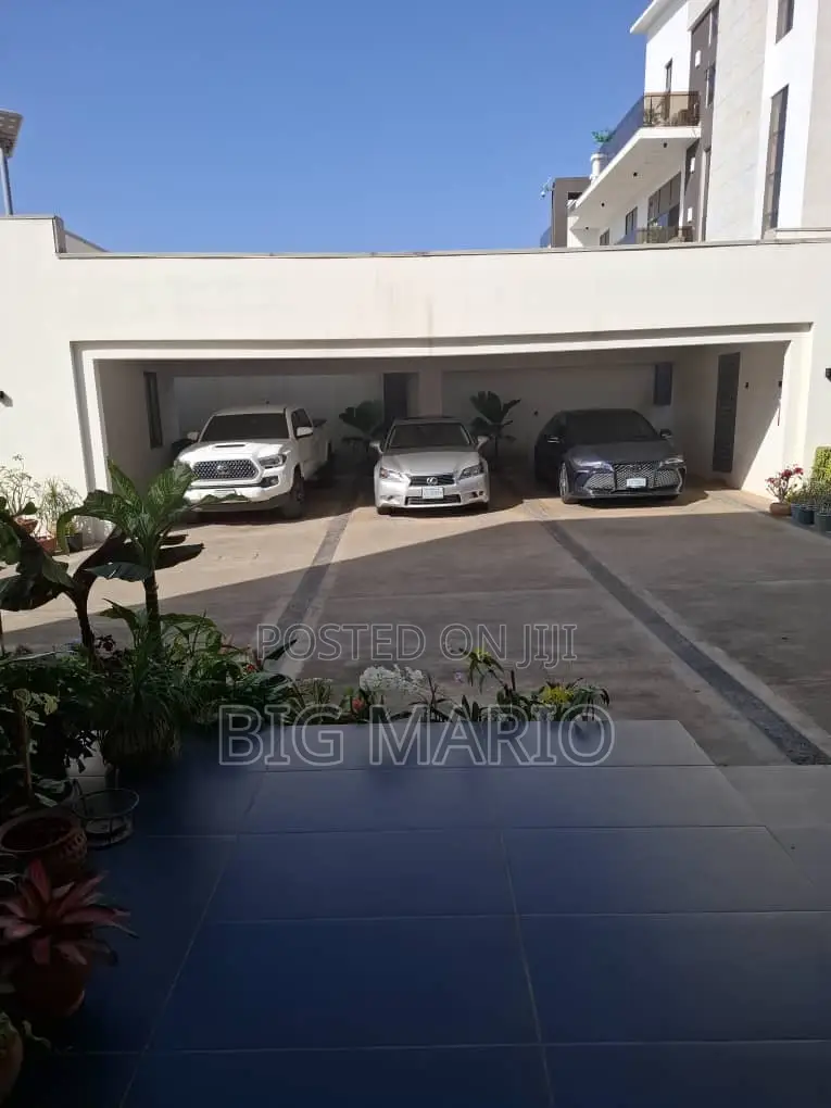 Furnished 4bdrm Mansion in Guzape for sale in Guzape District
