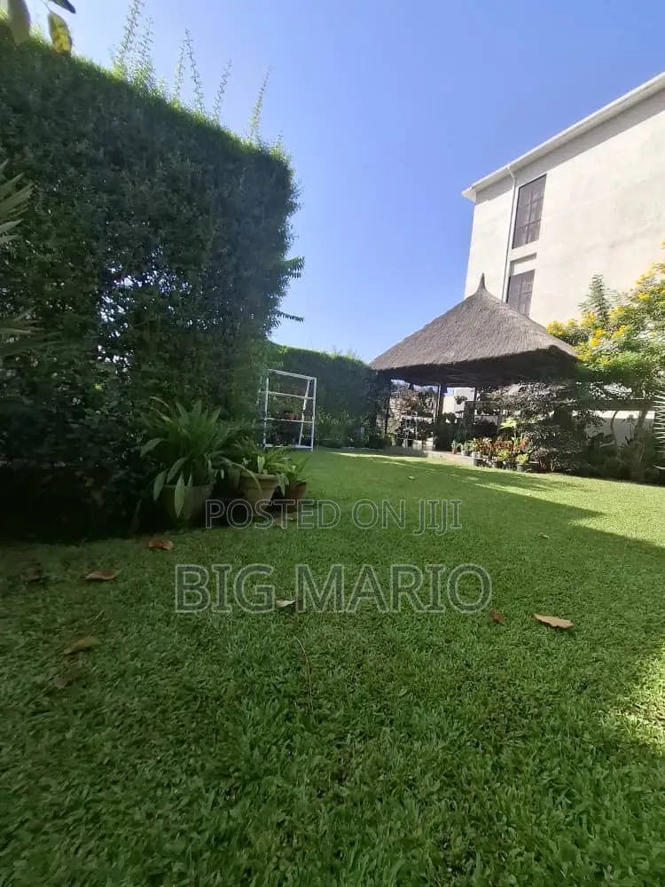 Furnished 4bdrm Mansion in Guzape for sale in Guzape District