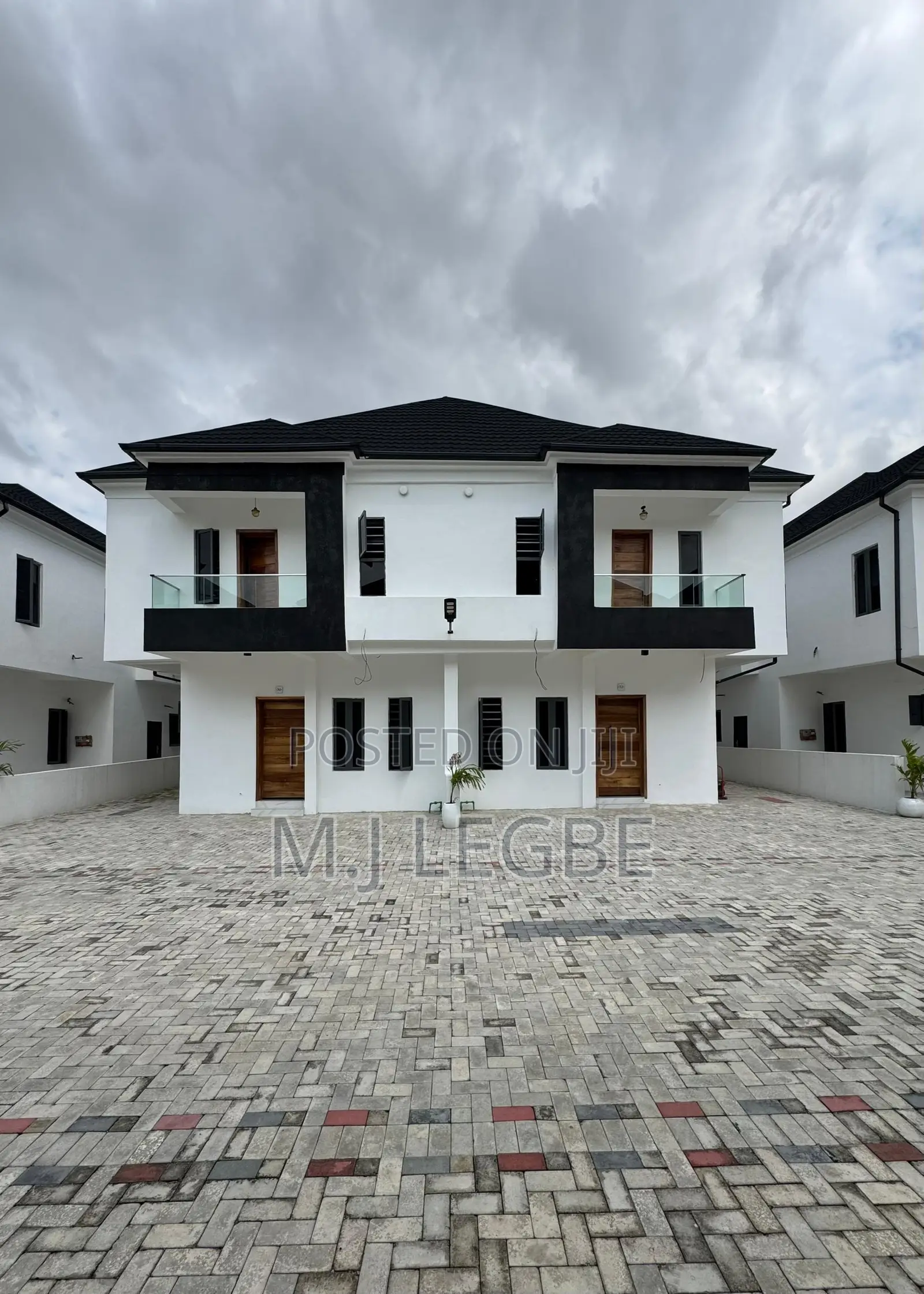 4bdrm Duplex in Ikota, Lekki for rent in Lekki