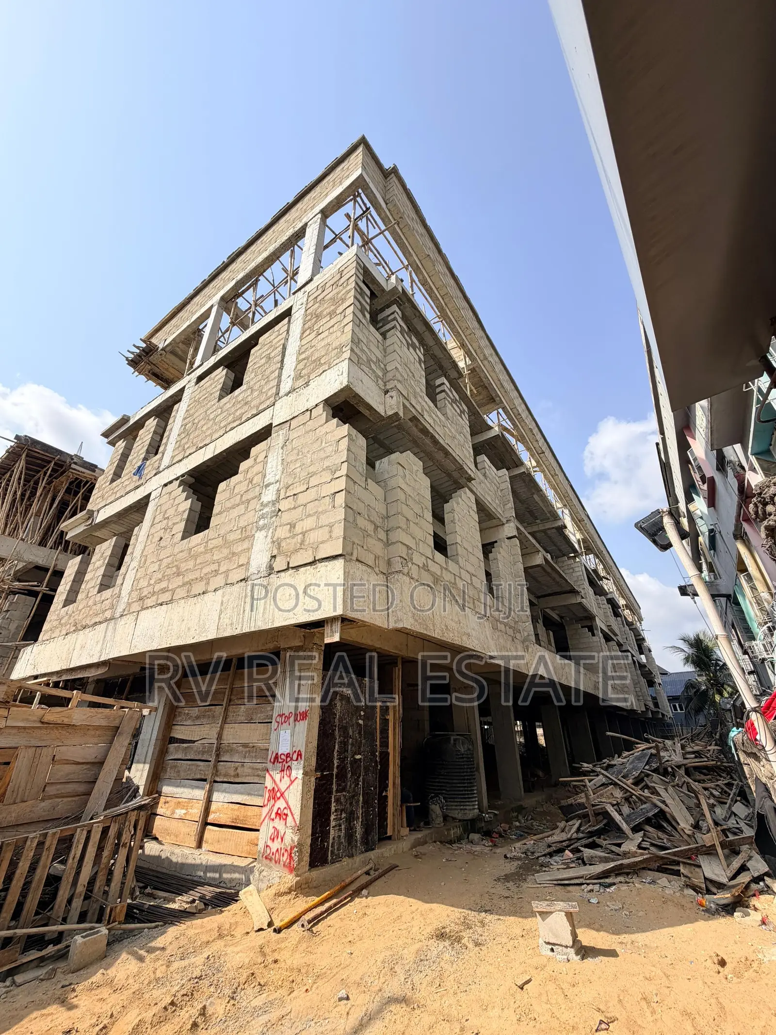 3bdrm Apartment In Western Avenue For Sale in Western Avenue