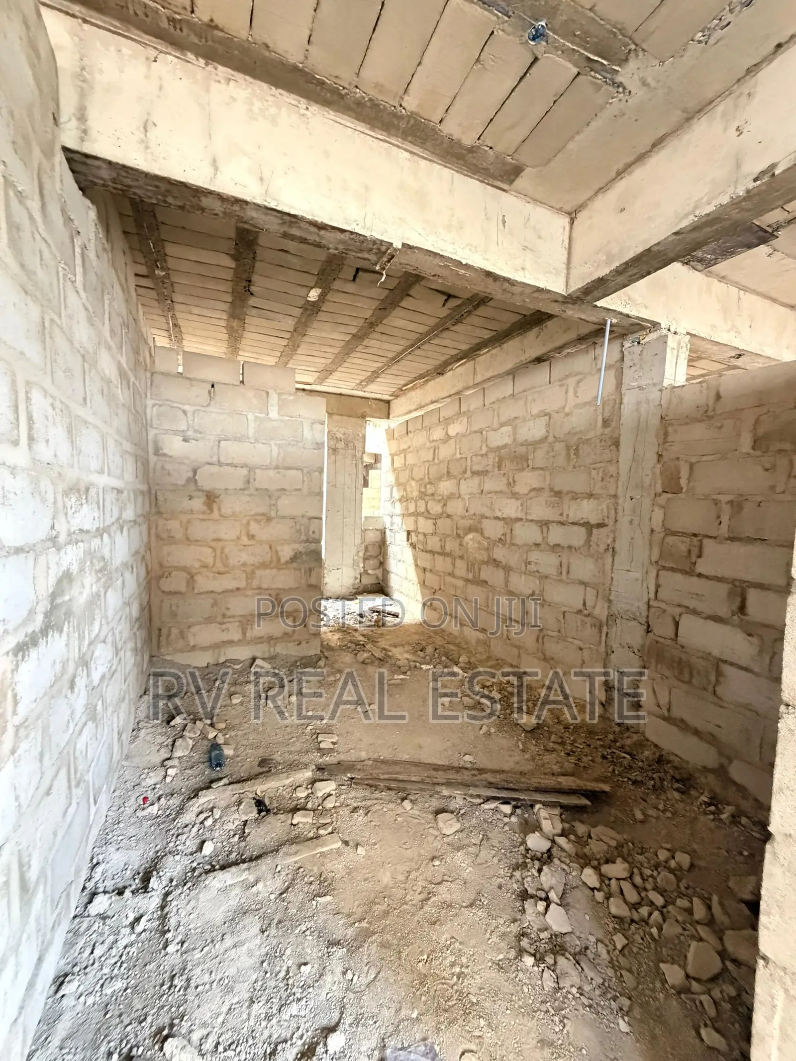 3bdrm Apartment In Western Avenue For Sale in Western Avenue