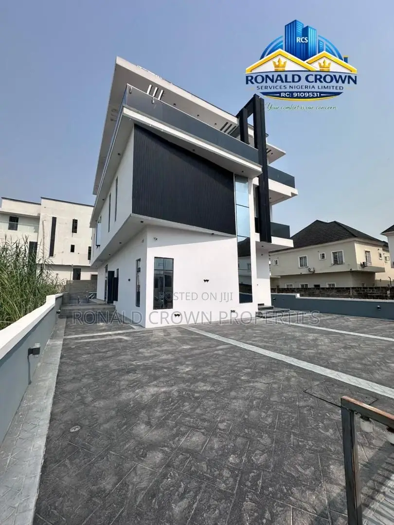 5bdrm House in Ikota for sale in Ikota