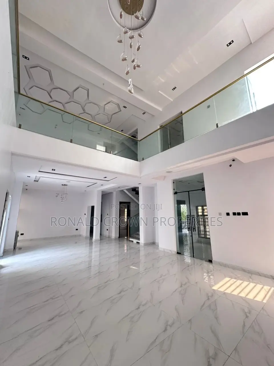 5bdrm House in Ikota for sale in Ikota