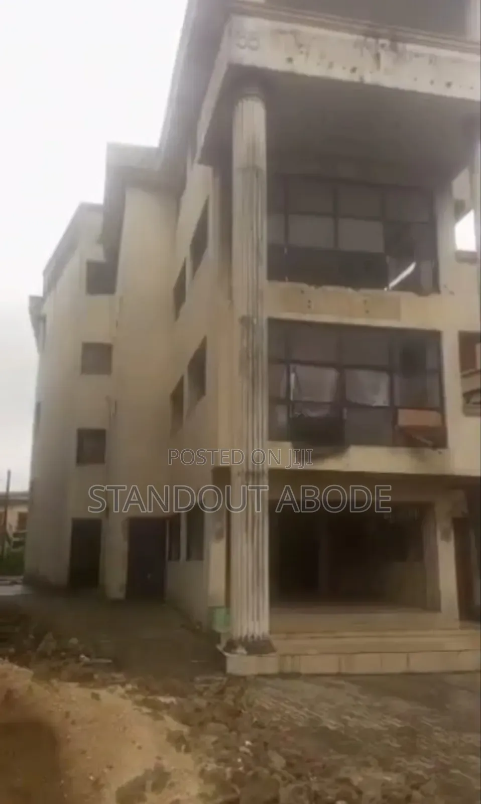 Urgent Sale of W Massive Vacant Building for Sale in Opebi Ikeja in Opebi