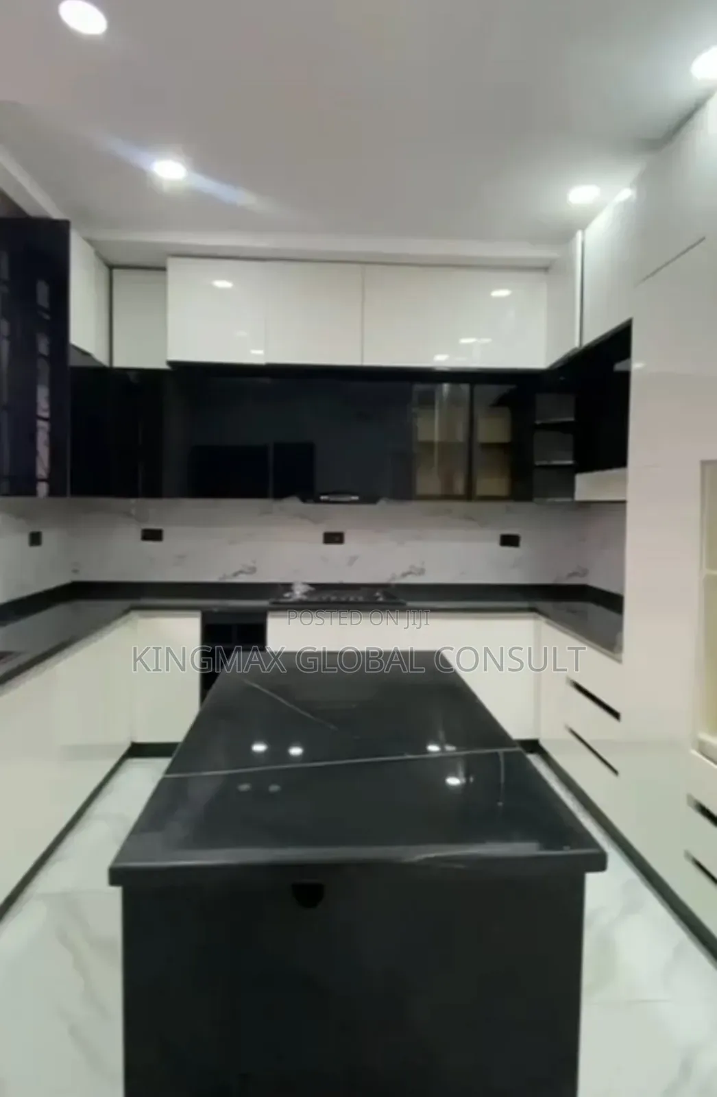 3bdrm Block of Flats in Maitama Abuja for rent in Maitama