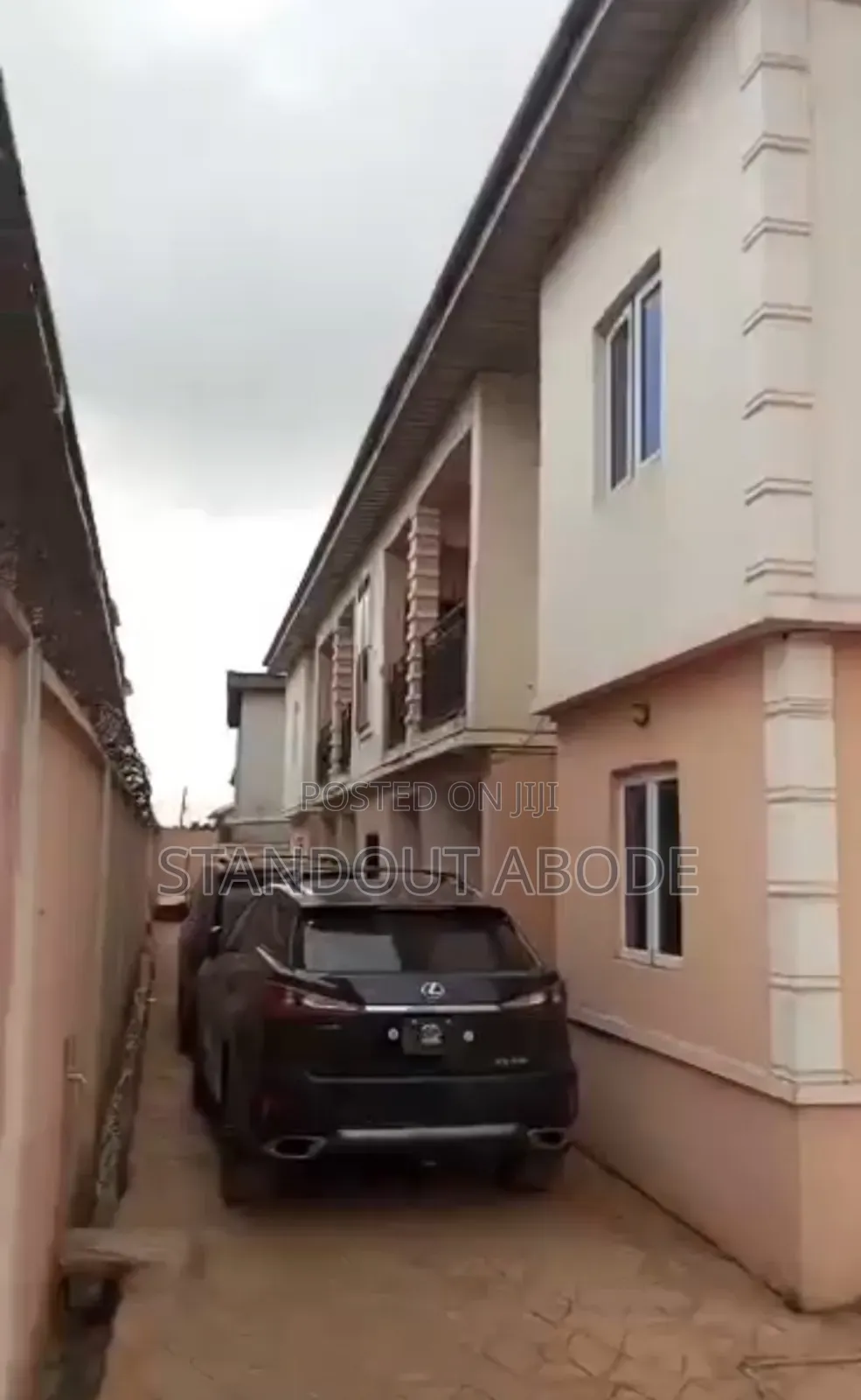 2bdrm Block of Flats in Good And Secret, Iseri Olofin for sale in Iseri Olofin