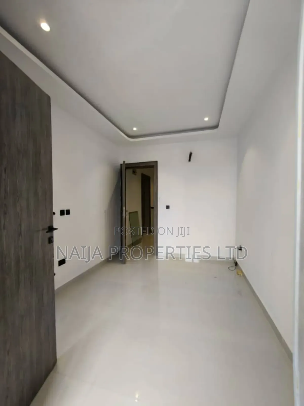2bdrm Maisonette in Lekki Phase 1 for rent in Lekki Phase 1