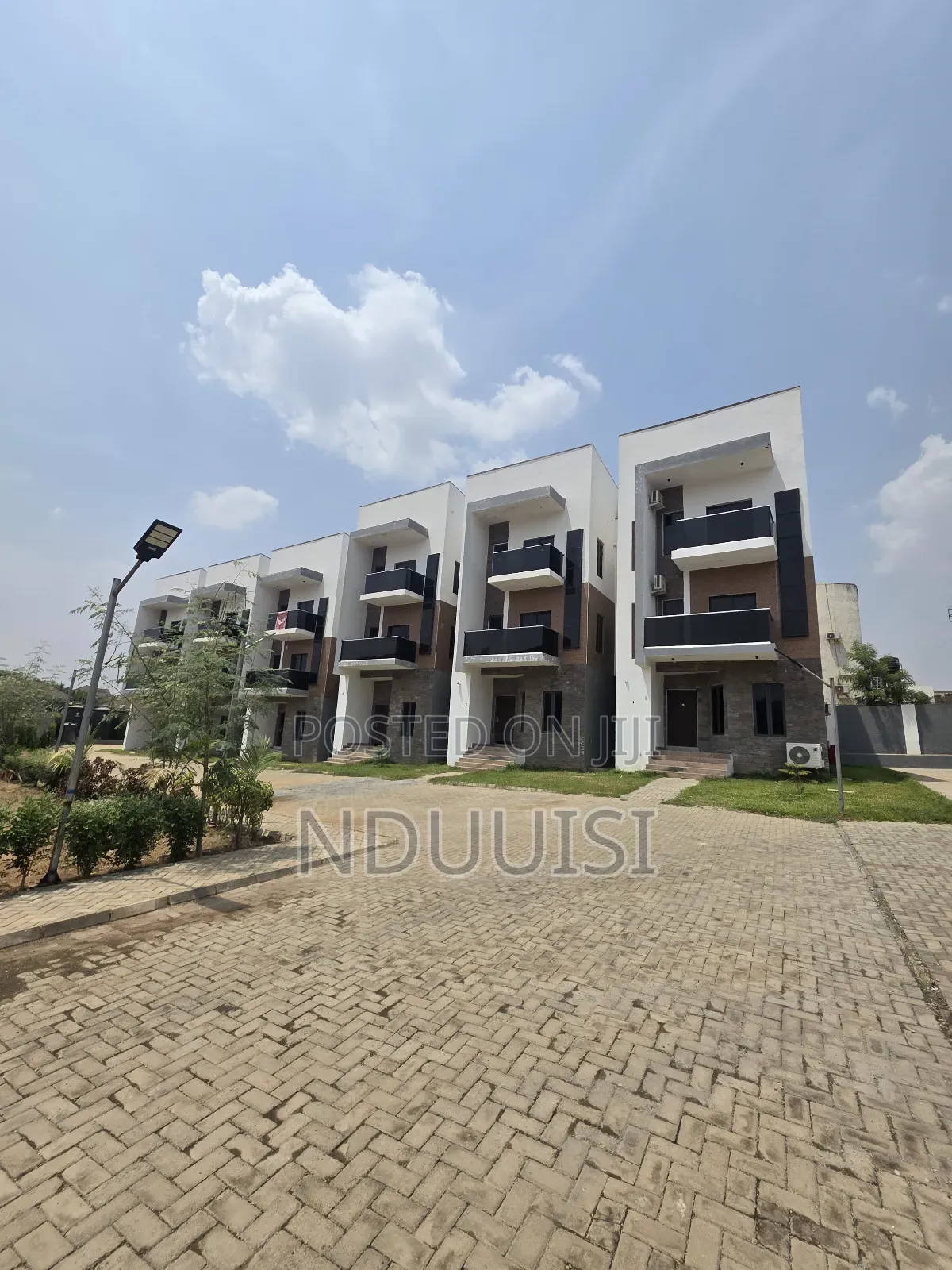 4bdrm Townhouse/Terrace In Life Camp For Sale in Life Camp