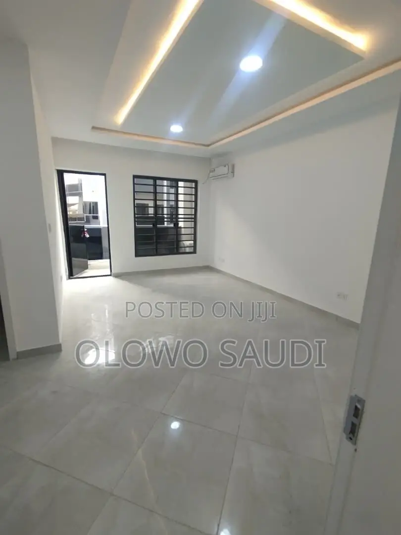 4bdrm Townhouse / Terrace in Oniru (Victoria for rent in Victoria Island