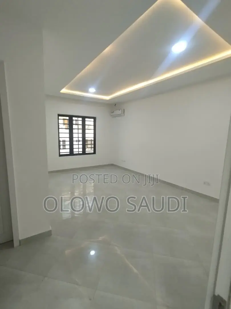 4bdrm Townhouse / Terrace in Oniru (Victoria for rent in Victoria Island