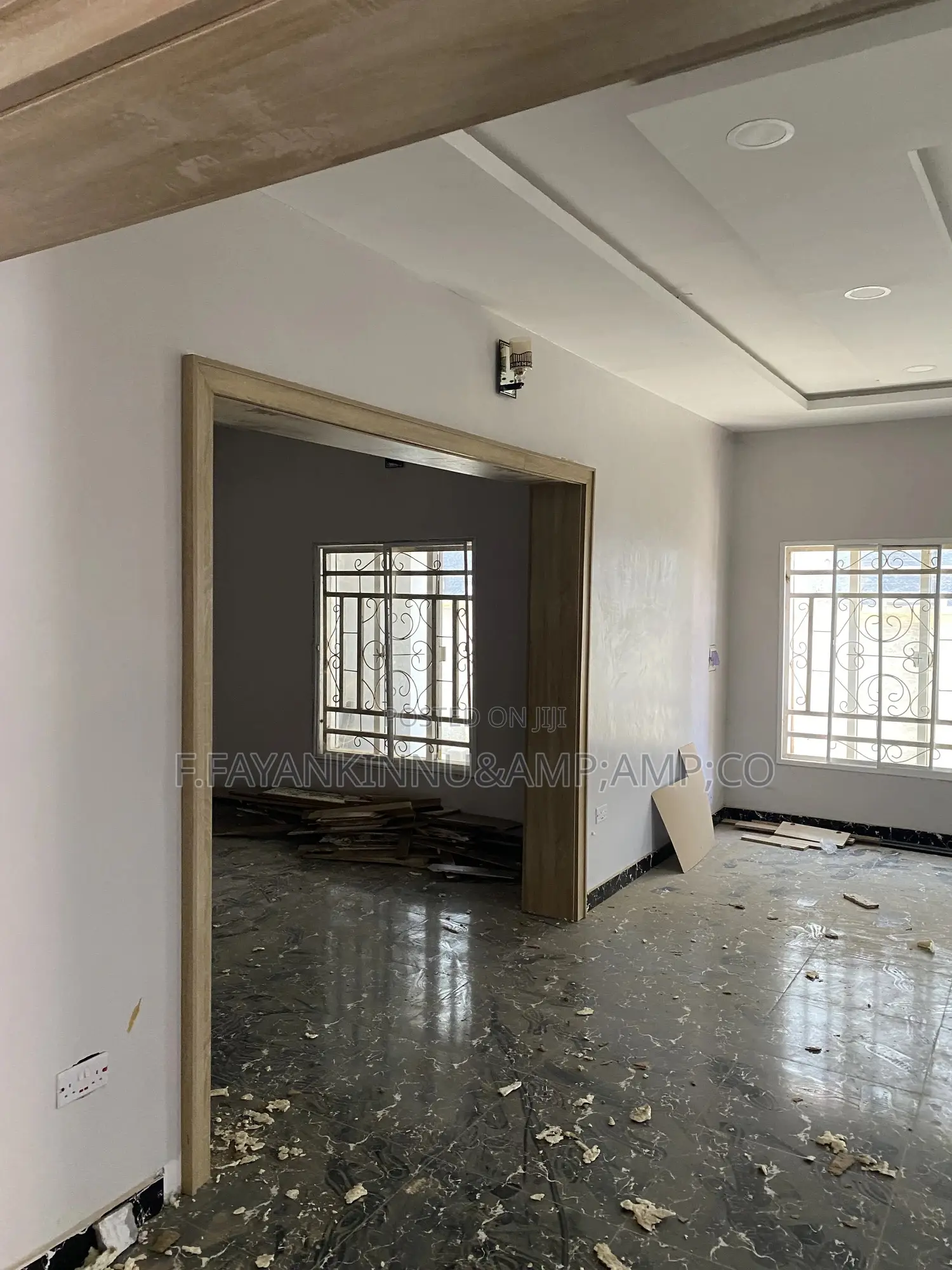 5bdrm Duplex in Lugbe District for rent in Lugbe District