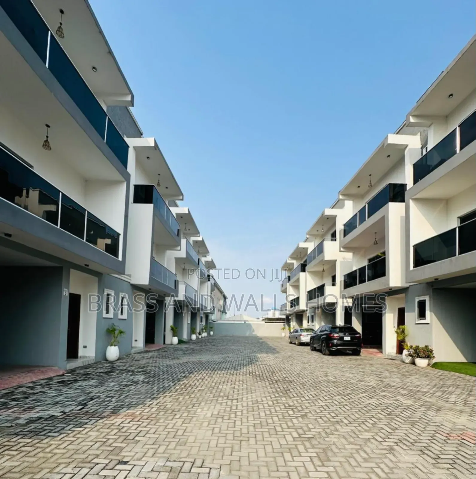 Furnished 4bdrm Duplex in Ikate for sale in Ikate
