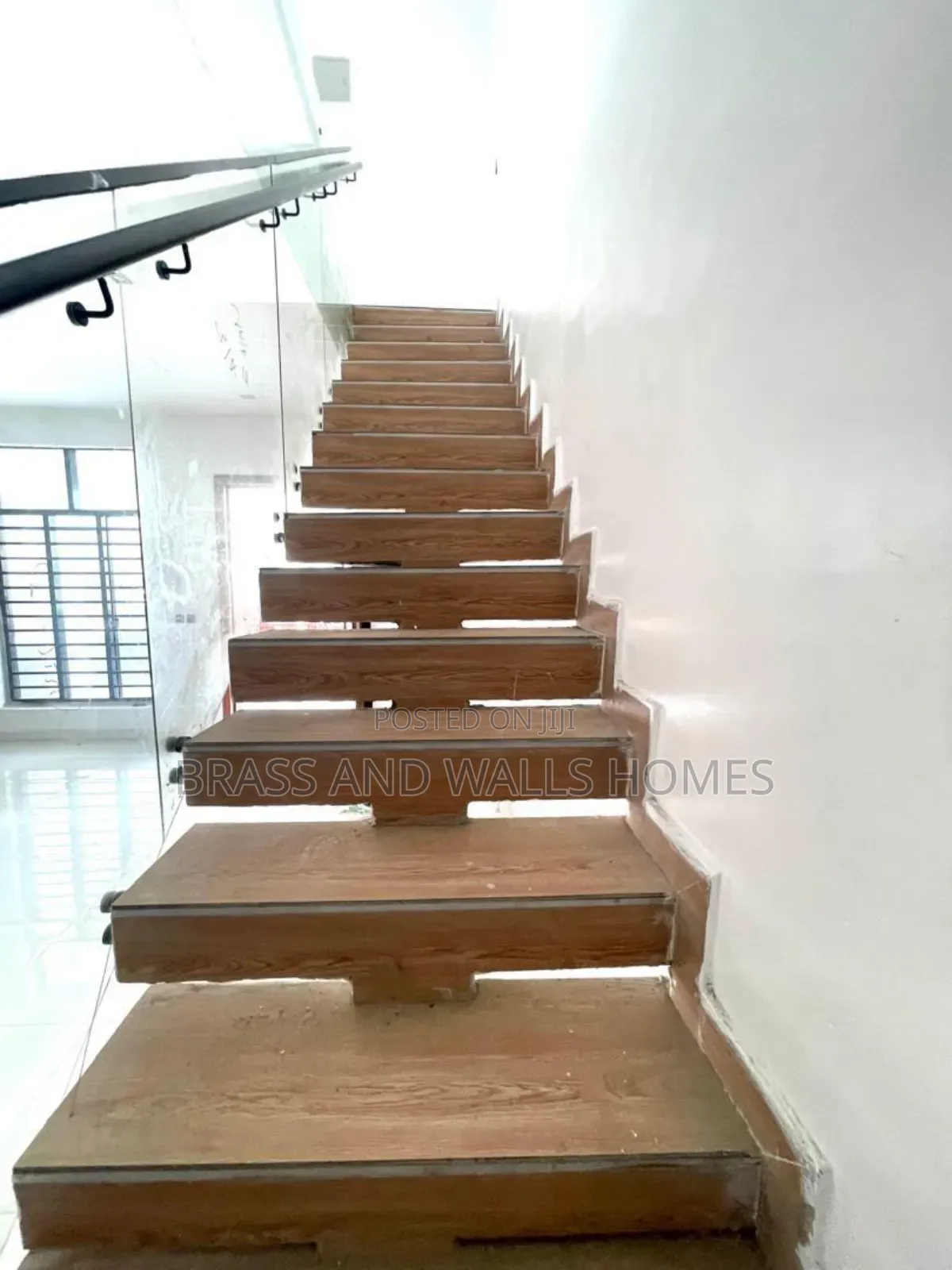 Furnished 4bdrm Duplex in Ikate for sale in Ikate