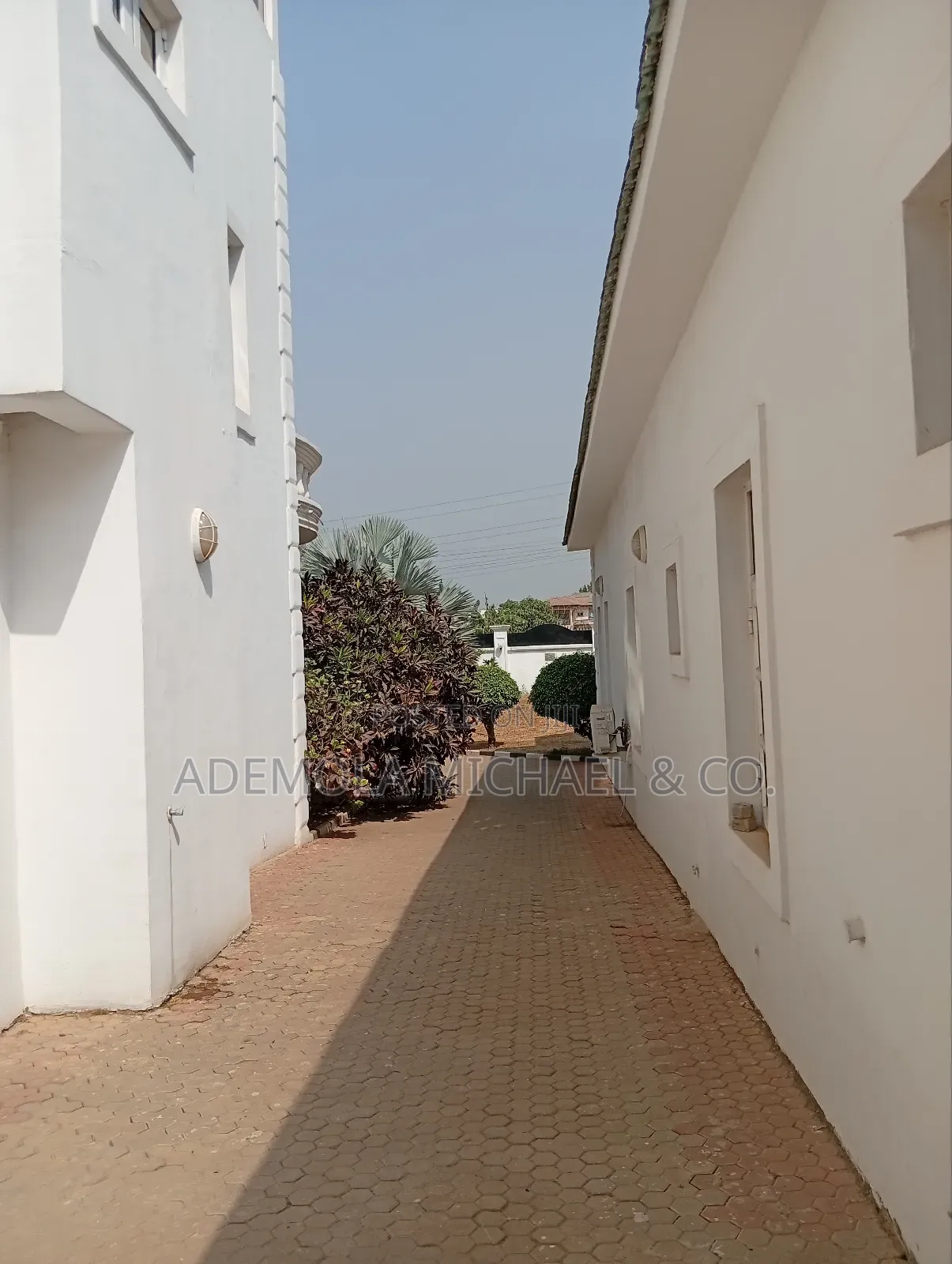 Furnished 7bdrm Duplex in Asokoro for rent in Asokoro