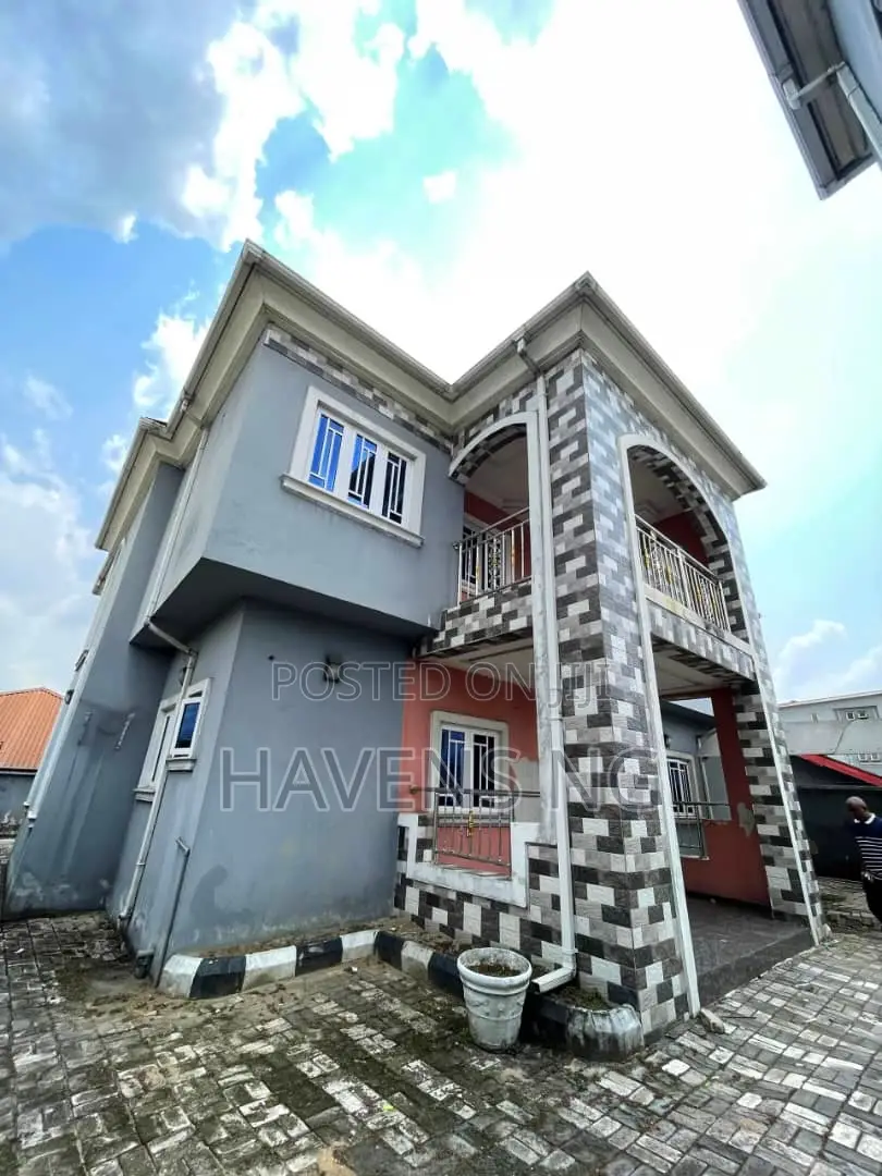 4bdrm Duplex in Woji for sale in Woji
