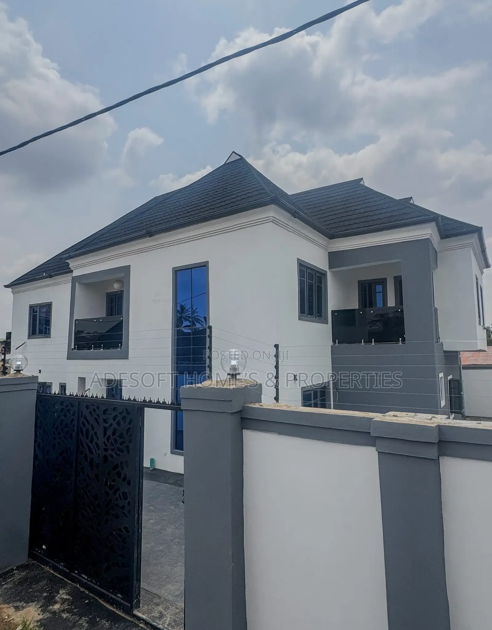 6bdrm Duplex in Felele Challenge for sale in CHallenge / Ibadan