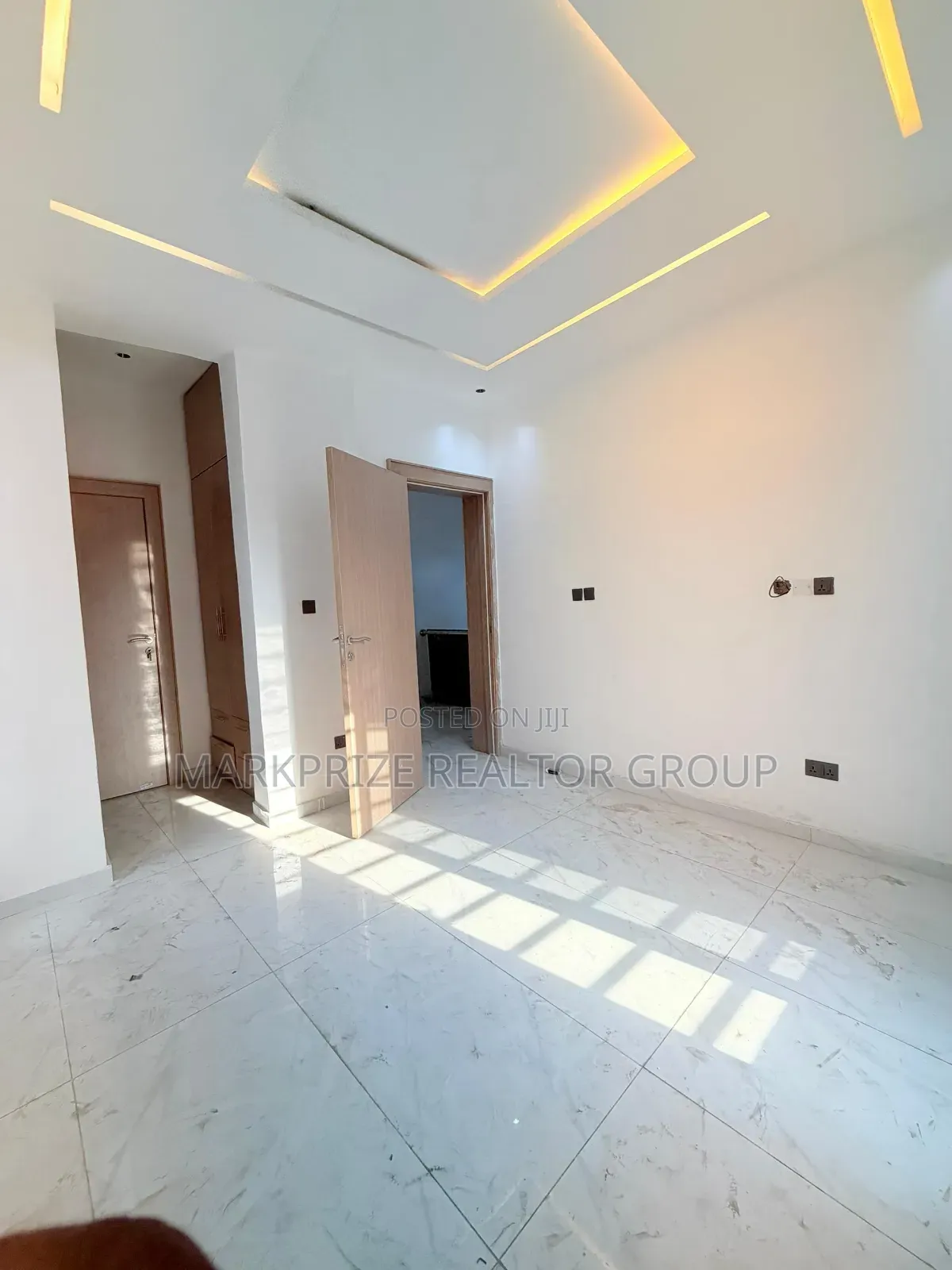 4bdrm Duplex in Ojodu Berger Lagos for sale in Berger