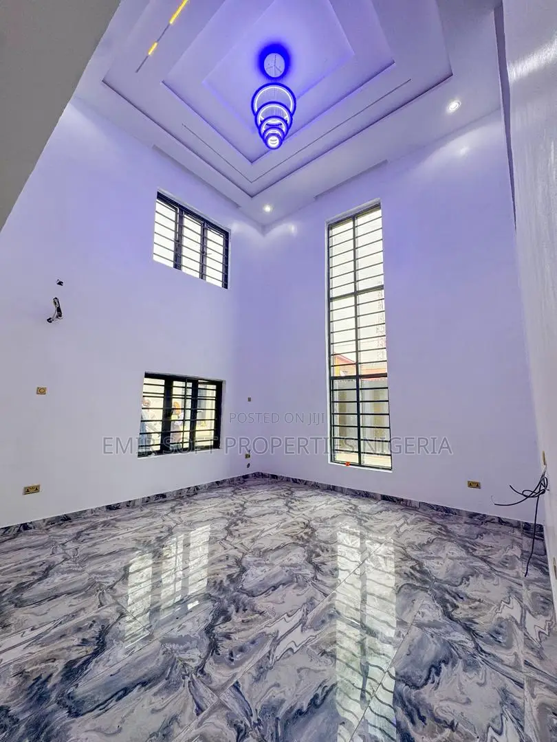 6bdrm Duplex in CHallenge / Ibadan for sale in CHallenge / Ibadan