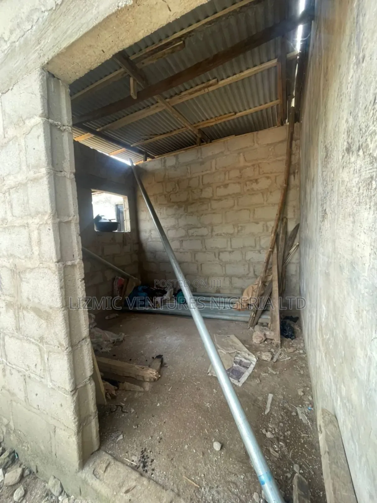 Store Tolet in Igando / Ikotun/Igando