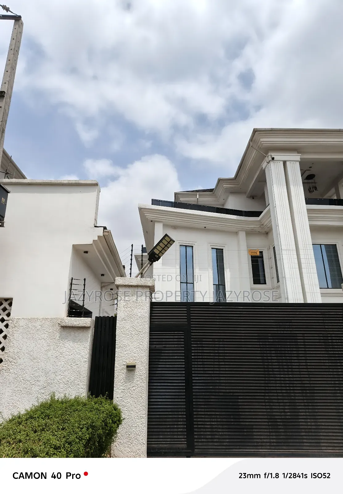 11bdrm Mansion in Guzape District for sale in Guzape District