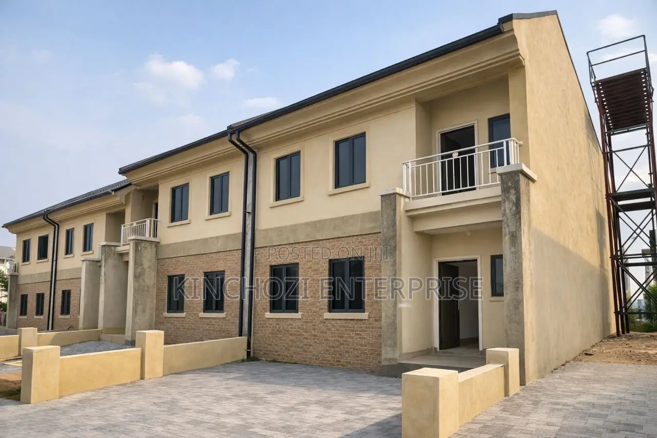 3bdrm Duplex in Rockvale Manors, Zone B for rent in Zone B