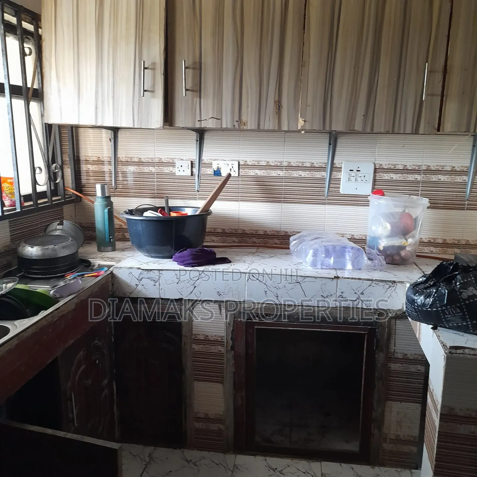 4bdrm Bungalow in Kadara Estate, Igbogbo for sale in Igbogbo