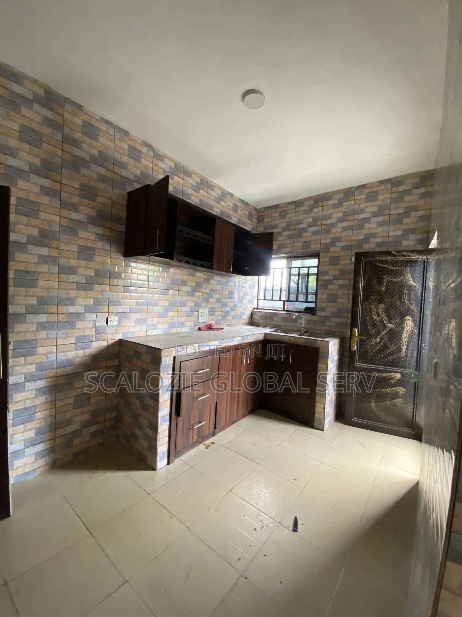 2bdrm Apartment in Eliozu Port Harcourt for rent in Eliozu