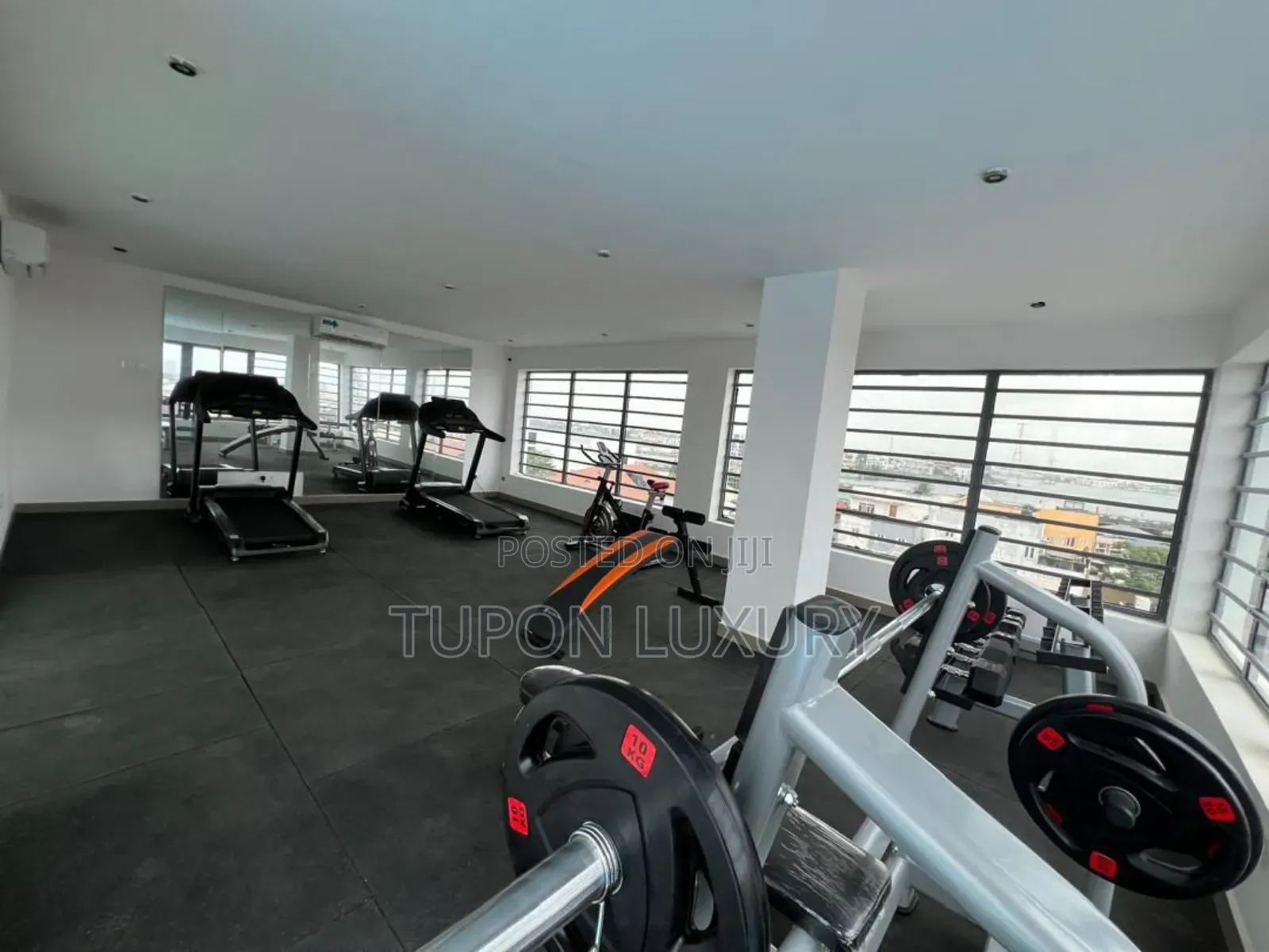 Luxury 1bed With Rooftop Pool Gym in Lekki Phase 1