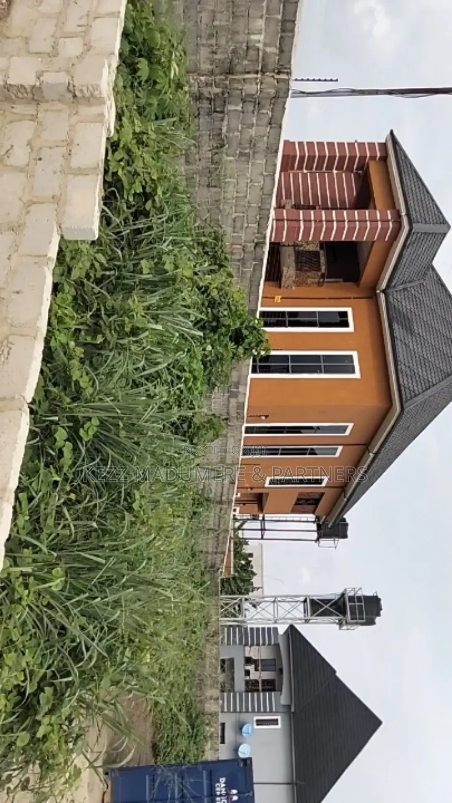 For Sale : Cornerpiece 1 Plot at Cedarwood Estate Sars Rd Ph in New Layout