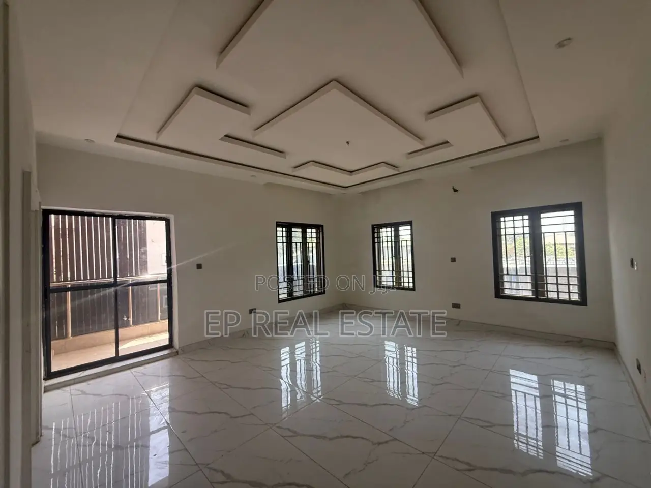 5bdrm Duplex in Utako for sale in Utako