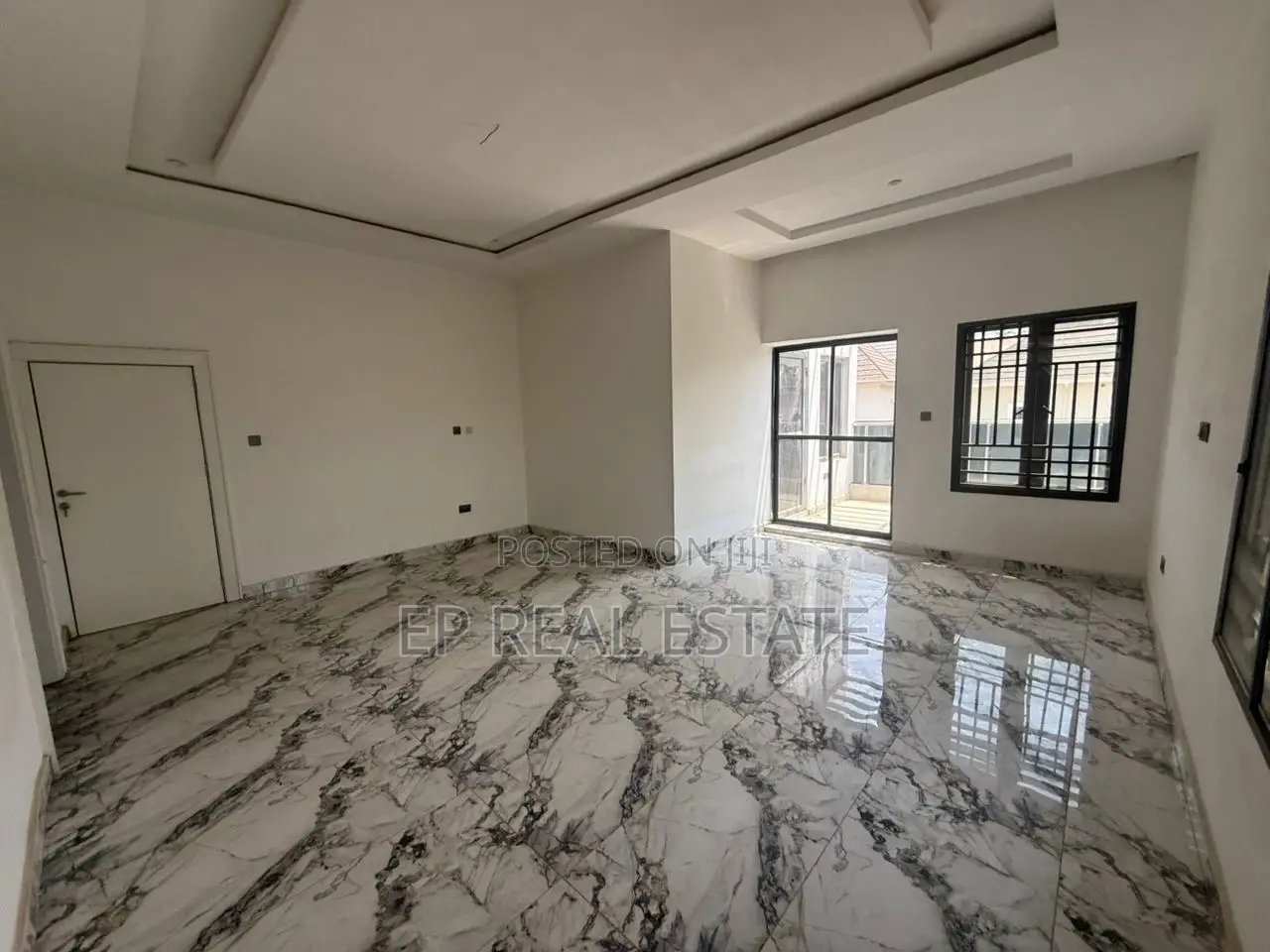 5bdrm Duplex in Utako for sale in Utako