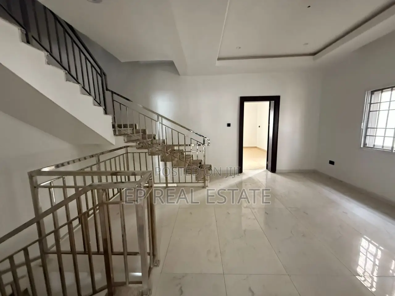 5bdrm Duplex in Utako for sale in Utako