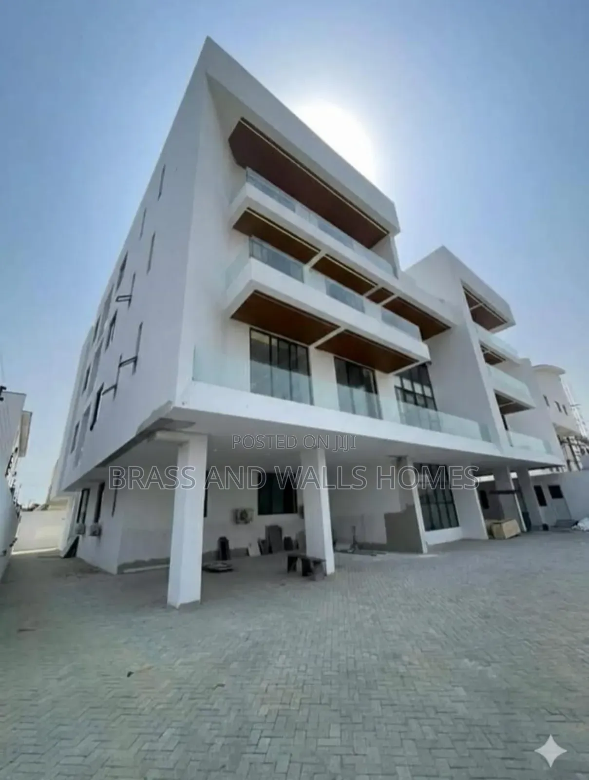 Furnished 2bdrm Apartment in Lekki Phase 1 for sale in Lekki Phase 1
