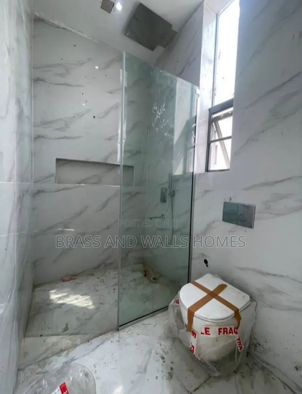 Furnished 2bdrm Apartment in Lekki Phase 1 for sale in Lekki Phase 1