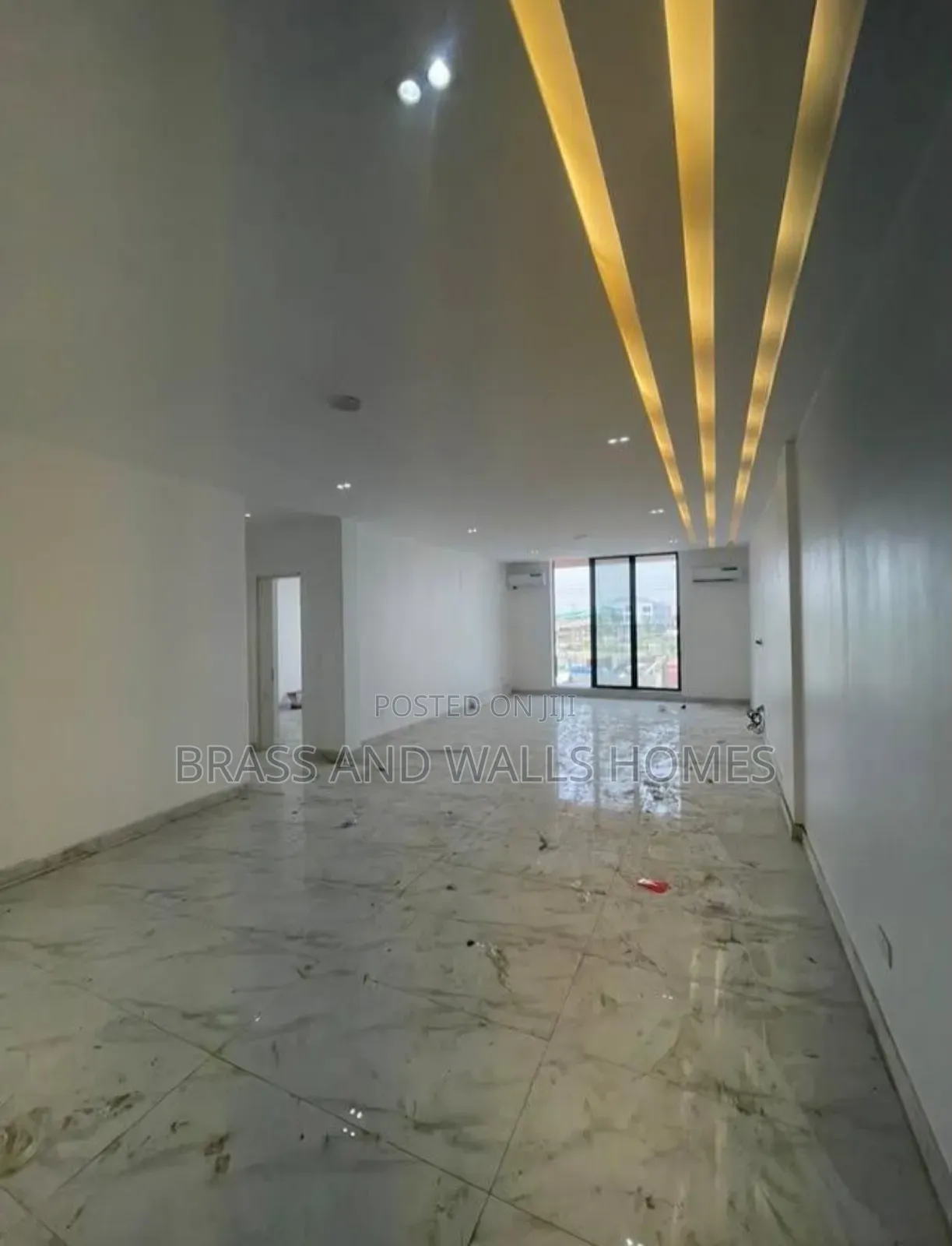Furnished 2bdrm Apartment in Lekki Phase 1 for sale in Lekki Phase 1