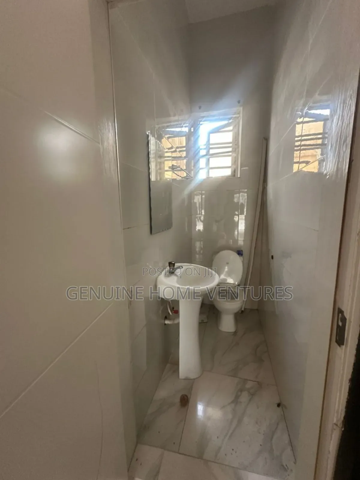 Studio Apartment in Ikota Gra for rent in Ikota