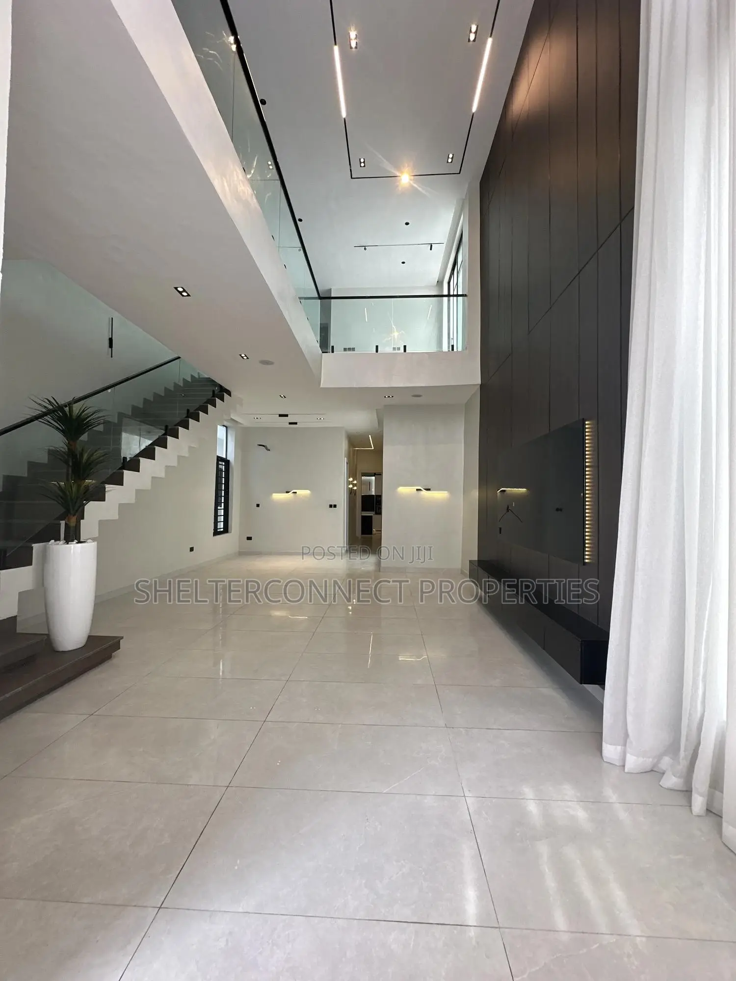 5bdrm Duplex in Lekki for sale in Lekki